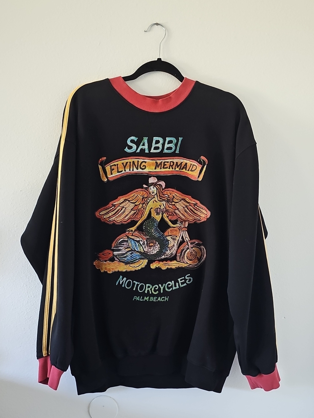 Sabbi WANTED Black Flying Mermaid Graphic Sweatshirt